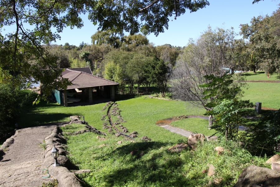 2 Bedroom Property for Sale in Lake Deneysville Free State